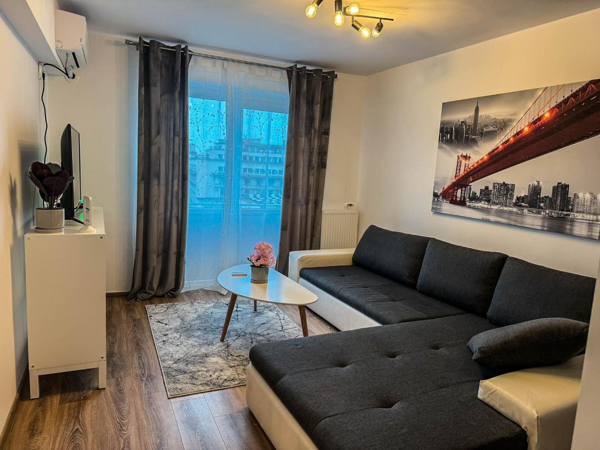Sunrise Apartments City Center Bukarest Exterior foto