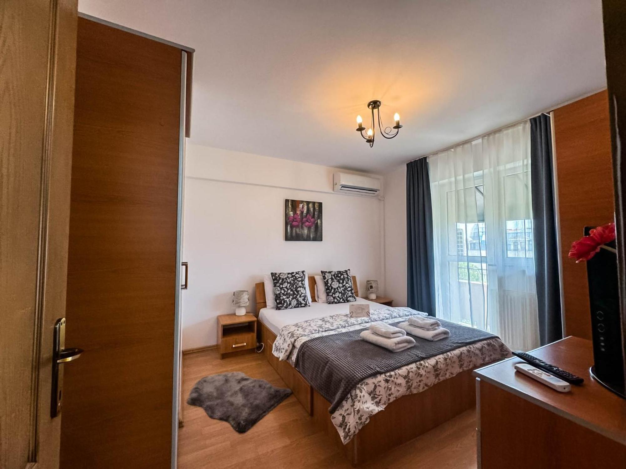 Sunrise Apartments City Center Bukarest Exterior foto