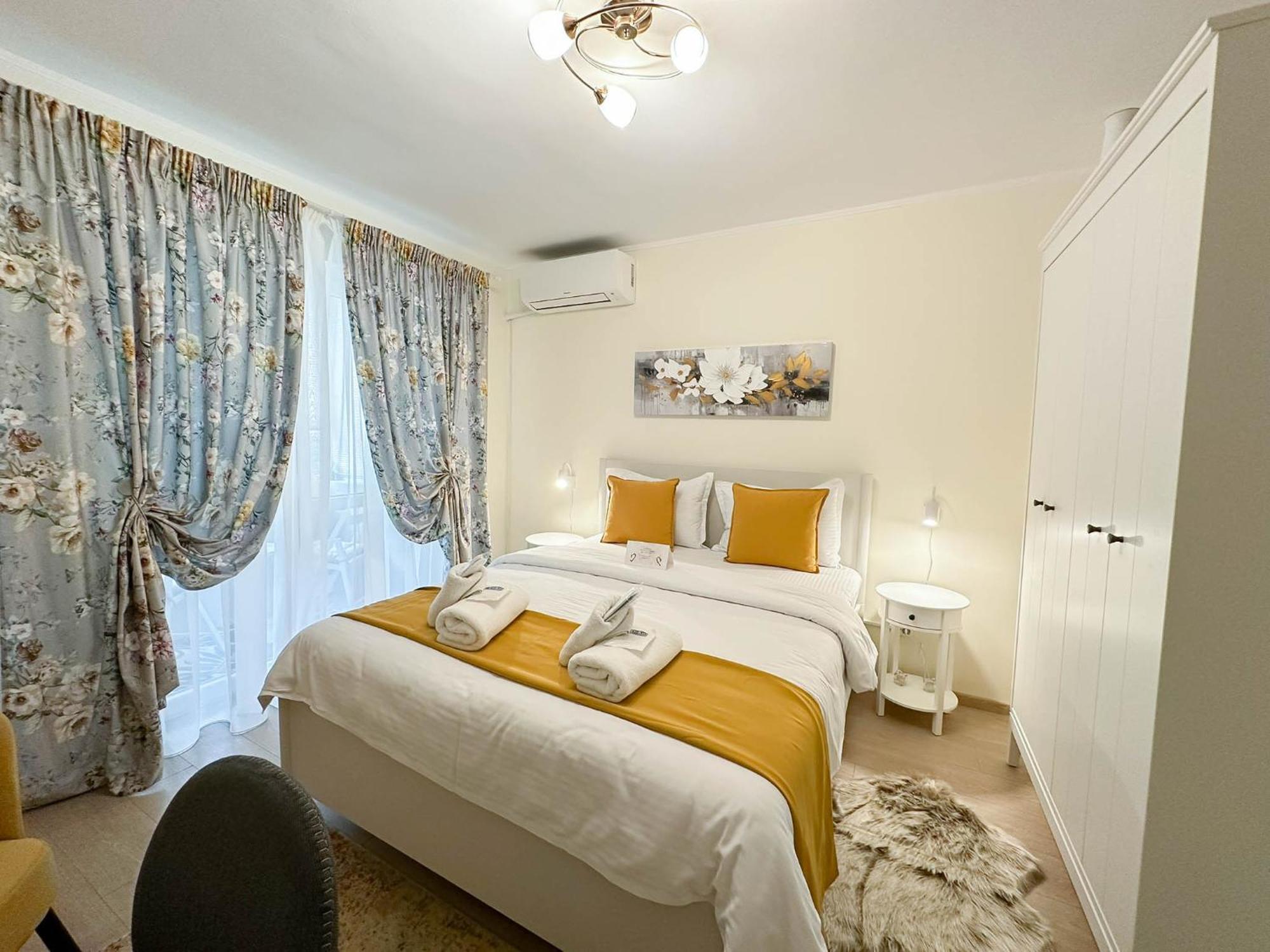 Sunrise Apartments City Center Bukarest Exterior foto